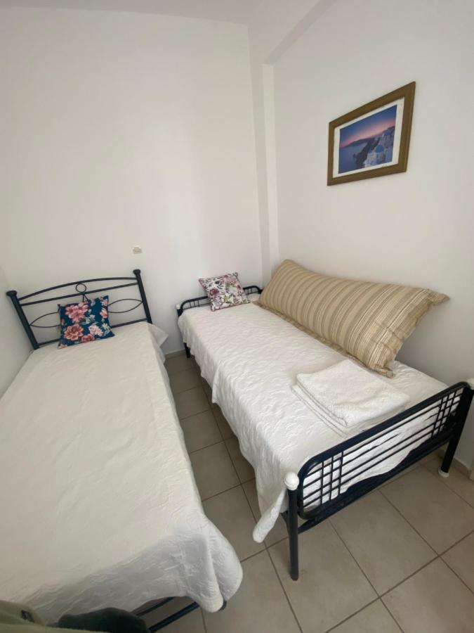 Aeolos Apartments Akrotiri  Exterior photo